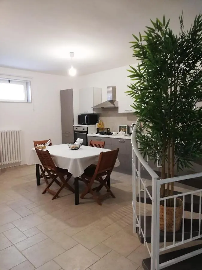 Seagull Apartments - Front And Sea View & Airport Bari