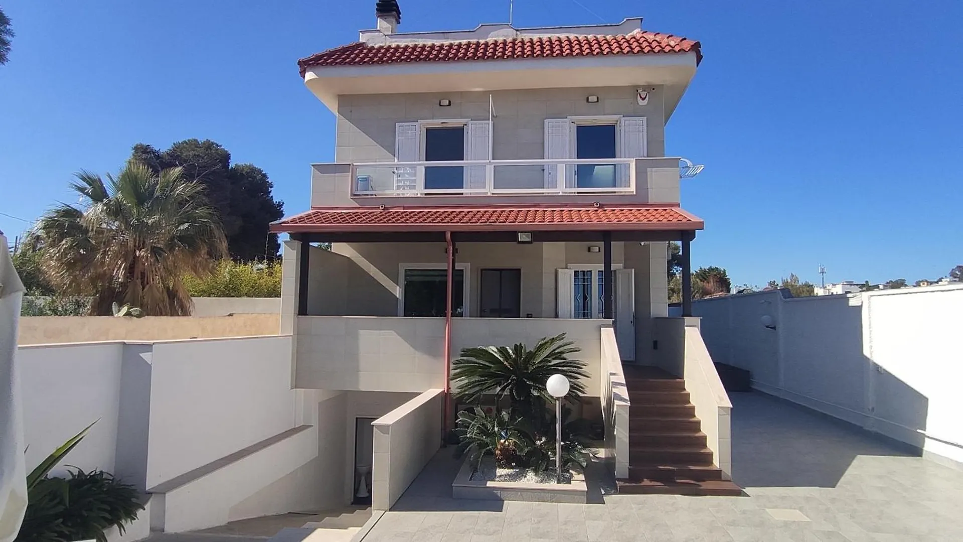 Seagull Apartments - Front And Sea View & Airport Bari
