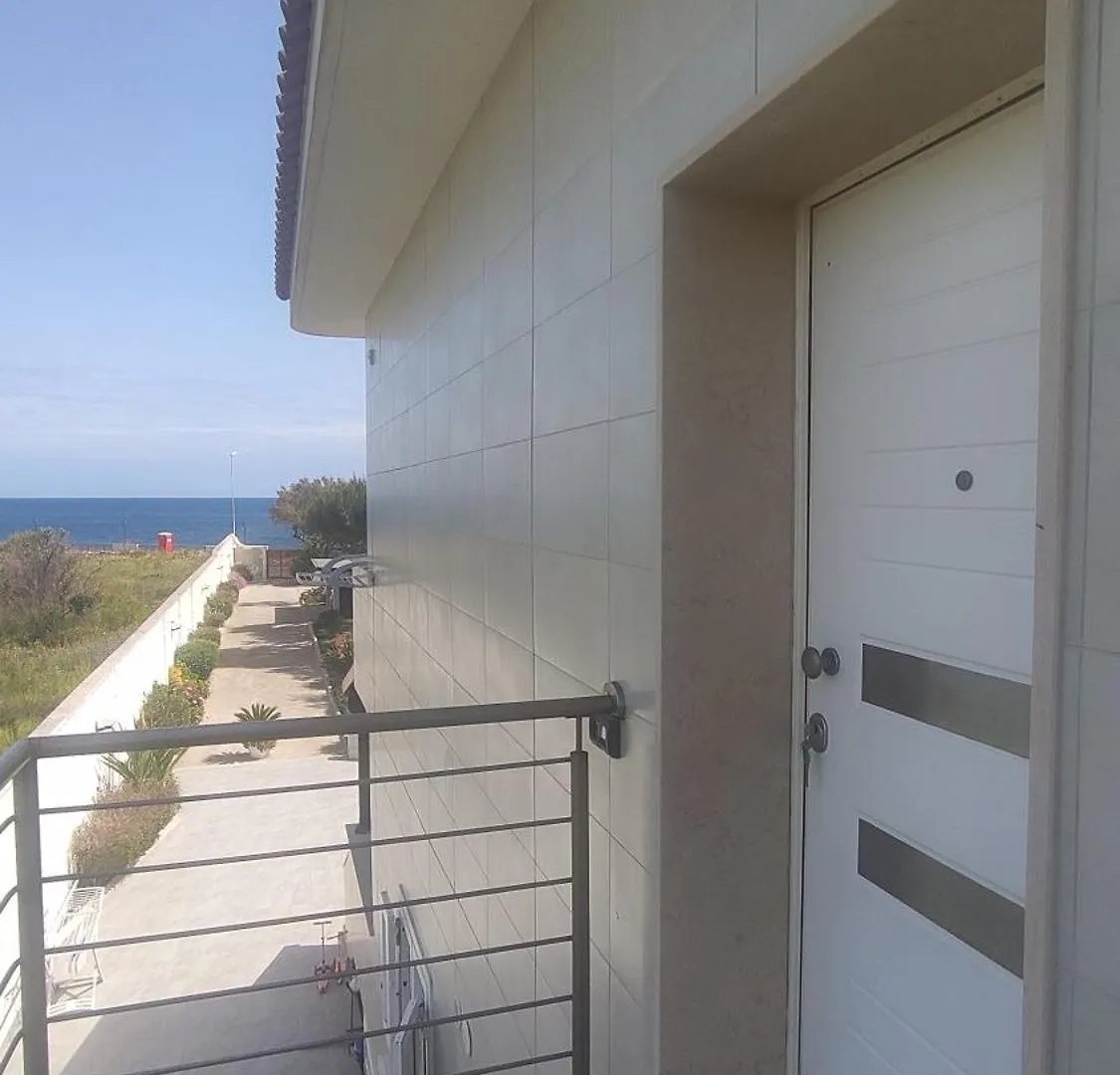 Seagull Apartments - Front And Sea View & Airport Bari Italy