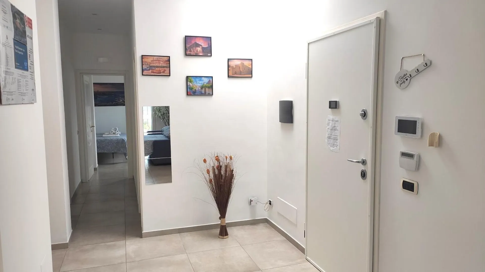 Seagull Apartments - Front And Sea View & Airport Bari Italy